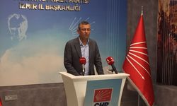 İZMİR - CHP Grup Başkanvekili Özel, İzmir'de gündemi değerlendirdi