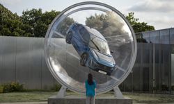 Yeni Peugeot 408, "küre" ile dikkatleri üzerine çekiyor