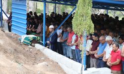 MUŞ - Cumhurbaşkanı Erdoğan, cuma namazını Malazgirt'te kıldı