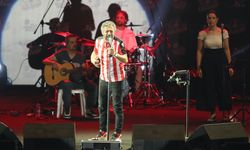 Bakan Varank, TEKNOFEST KARADENİZ'de Resul Dindar konserinde sahneye çıktı