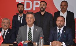 MUŞ - TDP Genel Başkanı Mustafa Sarıgül, partisinin il başkanlığını ziyaret etti