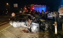 Bolu'da otomobilin elektrik direğine çarpması sonucu 1 kişi yaralandı