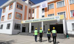 GAZİANTEP - Yeniden Refah Partisi Genel Başkanı Erbakan, basın mensupları ile buluştu