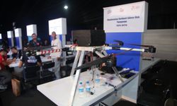 Öğrencilerin tasarladığı dronla yüksek katlı binalar boyanabilecek