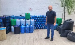 Trabzon'da kapakları toplayıp öğrencilere yardım ediyor