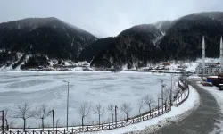 Uzungöl buz tuttu