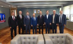 Ahmet Metin Genç, yeni bakanlara tebrik ziyaretinde bulundu