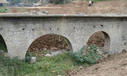 Trabzon İnce Su Kemeri Köprüsü, toprak altında kaldı!