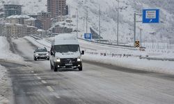 Trabzon'da ulaşıma kar ve tipi engeli! İşte kapalı yollar