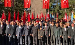 Trabzon’da 10 Kasım’da Hayat Durdu: Atatürk, Saygı ve Minnetle Anıldı