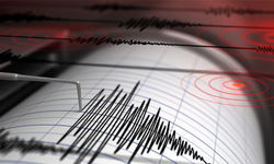 İzmir'de 3.9 Büyüklüğünde Deprem