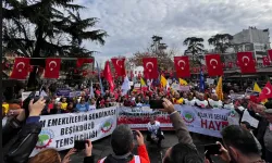 Trabzon’da KESK İş Bırakma Eylemi ve Meydan Parkı’nda Basın Açıklaması