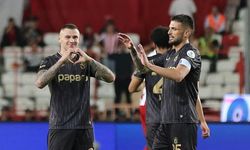 Zubkov'dan Sezonun İlk Deplasman Golü: ❝Güdümlü Füze❞yle Antalyaspor'u Yıktı
