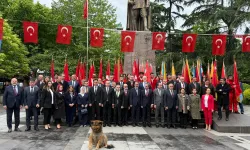 Trabzon’da 19 Mayıs Kutlamaları: Atatürk Anıtına Çelenk Sunuldu
