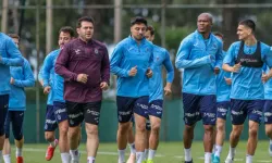 Trabzonspor, Antalyaspor Maçı Hazırlıklarına Genç Futbolcuların Katılımıyla Başladı