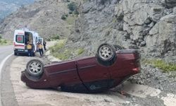 Gümüşhane’de Otomobil Ters Döndü: 3 Kişi Yaralandı