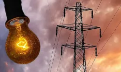 Trabzon’un 21 Mahallesinde Elektrik Kesintisi: Ekipler Arızalara Müdahale Ediyor