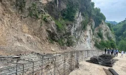 Trabzon Of’ta Dik Yamaçlara Çelik Güvenlik Zırhı