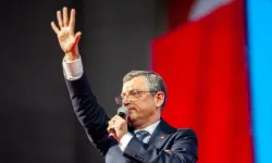 Özgür Özel’den Trabzon’da Sert Mesajlar: “Trabzon’a Hayrı Olmayanlar Yüksek Mevkilerde”