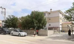 Van’da okulda bıçaklı saldırı: 2 öğretmen yaralandı