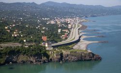 Eynesil'e Hibe Edilen Greyder Tartışma Yarattı