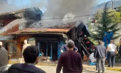 Trabzon’un Çaykara İlçesinde Yangın Paniği Yaşandı