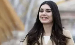 Burcu Kıratlı’nın Elbisesi Sosyal Medyayı İkiye Böldü
