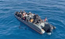 İzmir Urla Açıklarında 28 Düzensiz Göçmen Yakalandı