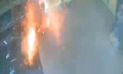 Diyarbakır'da Markete El Bombalı Saldırı Kamerada