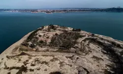 Adana’daki Amerikan Adası’nda Kaçak Yapılar Yıkıldı