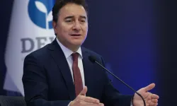 Babacan: Okul Önlerinde Yasaklı Madde Satılıyor