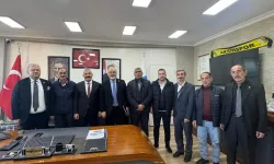 Arsin’de Siyasi Partilerden Dikkat Çeken Buluşma