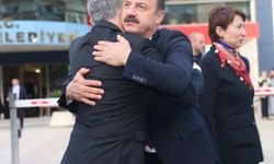 Yavuz Ağıralioğlu’ndan Yomra’da Sürpriz Ziyaret