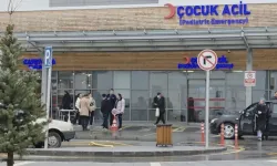 Kütahya’da Çikolata Alarmı: 20 Öğrenci Hastaneye Kaldırıldı