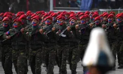 Venezuela Ordusuna 5 Bin 600 Yeni Asker Katıldı