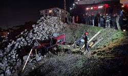 Yaylacık Mahallesi’nde Otomobil Şarampole Devrildi