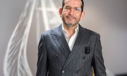 Robotik Diz Protezi Ameliyatı Nasıl Yapılır? Doç. Dr. Ata Can Yanıtladı