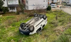 Akçaabat'ta Kaza! Araç Ters Döndü