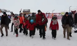 Erciyes’te Şehit Çocuklarına Kayak Eğitimi