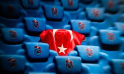 Trabzonspor Taraftara Türk Bayrağı Dağıtacak