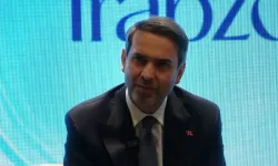 Bakan Bayraktar, Trabzon'da Gençlerle Bir Araya Geldi