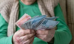 Emekliye Bayram İkramiyesi 5 Bin TL Olabilir