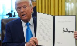 Trump’tan Yüzde 10 Küresel Gümrük Vergisi