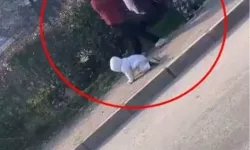 Bebek Yere Oturdu, Kadınlar Kavga Etti