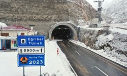 Eğribel Tüneli Girişine Çığ Düştü