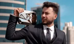 Enes Batur İstanbul Havalimanında Gözaltında