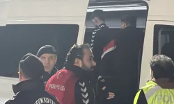 Trabzonspor Otobüsünü Taşlayan 5 Şüpheli Adliyede