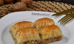 Emiroğlu Baklava: Gelenekten Gelen Eşsiz Lezzet