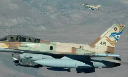 Ayn El-Hilve Kampına Hava Saldırısı