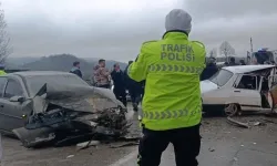 Fatsa’da İki Otomobil Çarpıştı, 2 Sürücü Yaralandı